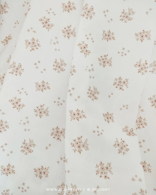 Baby girl beige
